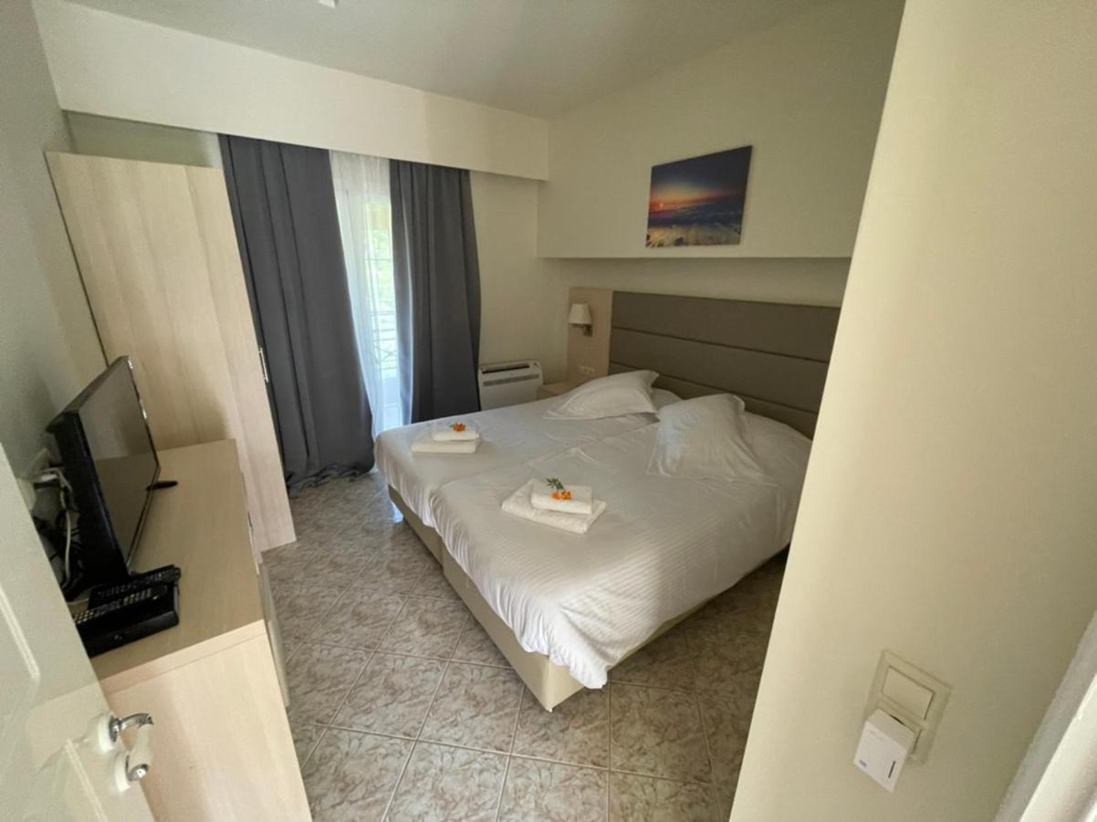 Angelika House 2 Apartment Marathias  Bagian luar foto