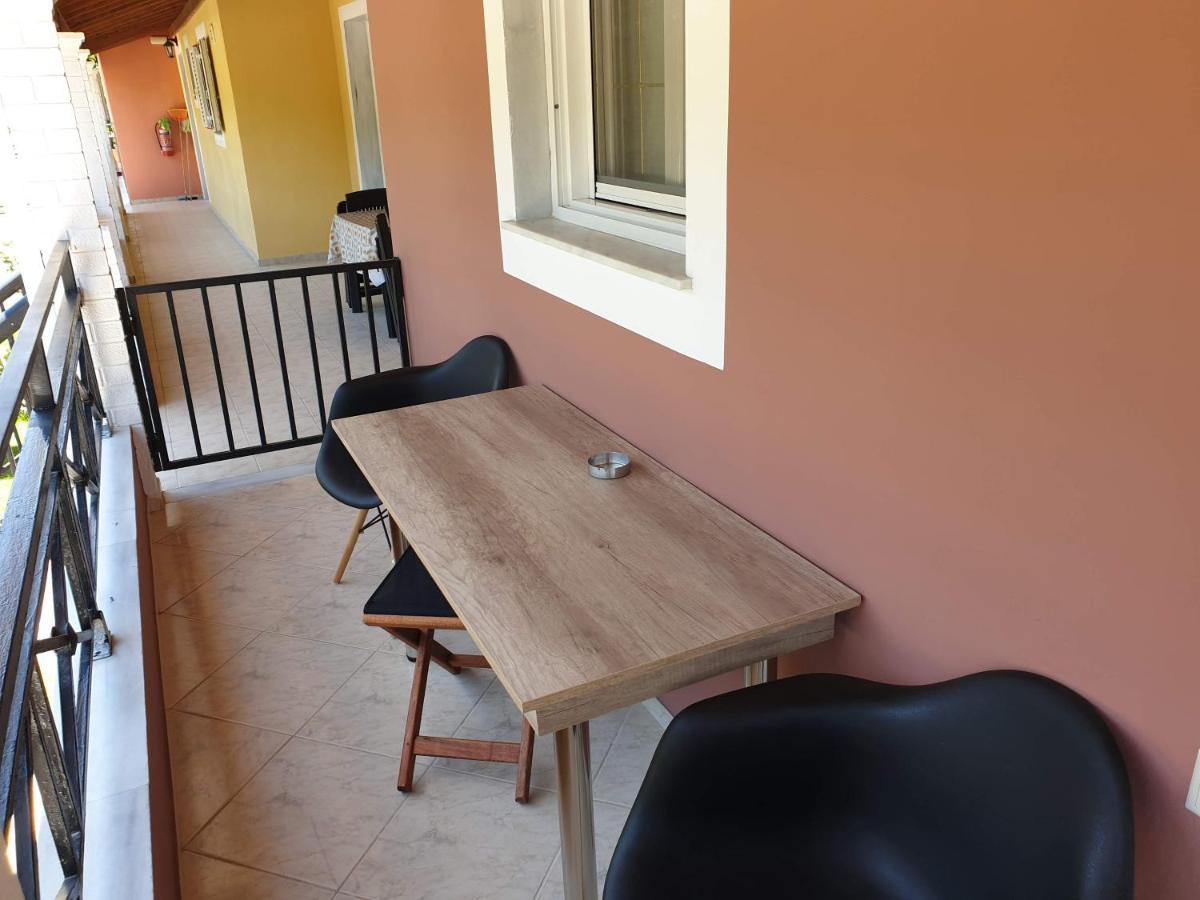 Angelika House 2 Apartment Marathias  Bagian luar foto